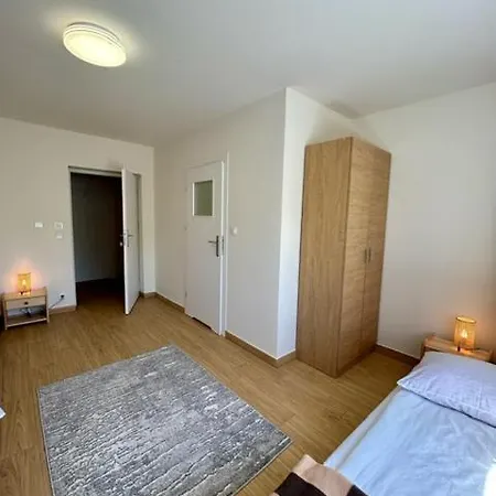 U Strazaka 3* Кросченко